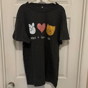 NWOT, Graphic Charcoal Short Sleeve Tee